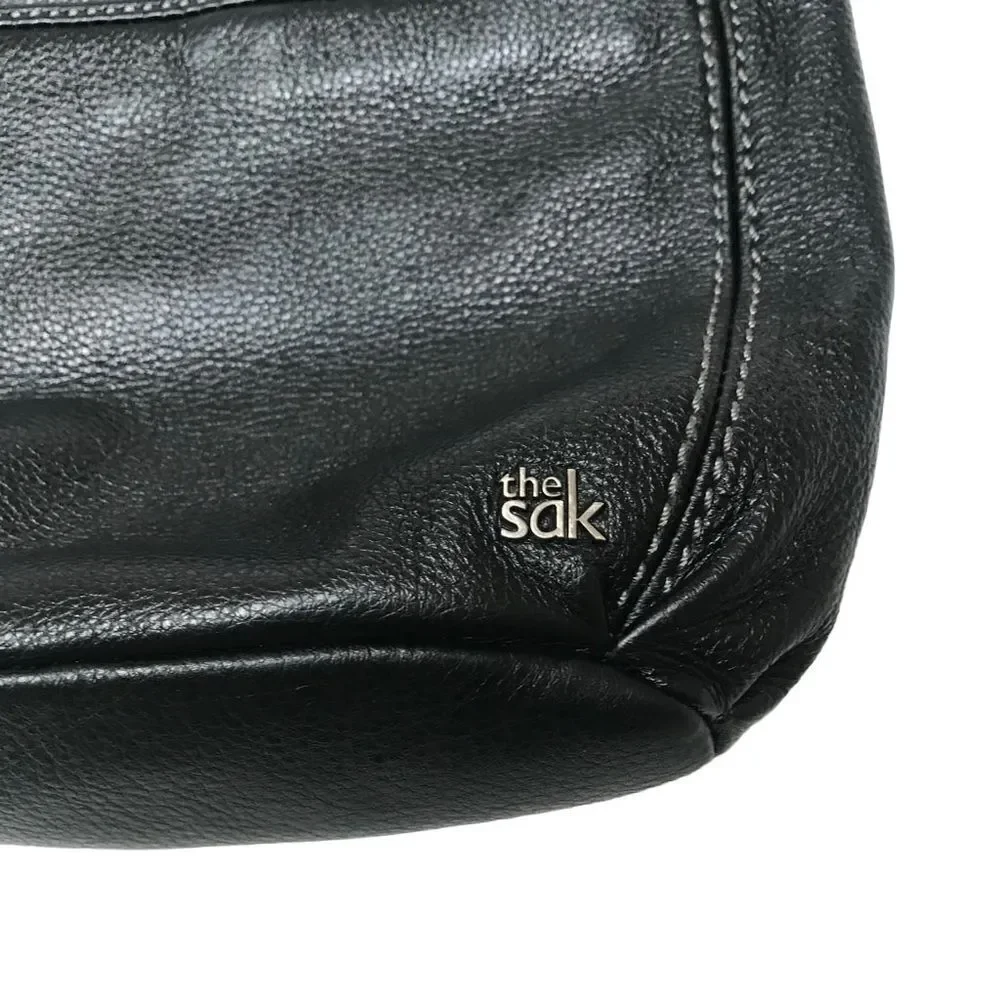 The Sak Sequoia black leather‎ hobo shoulder bag purse